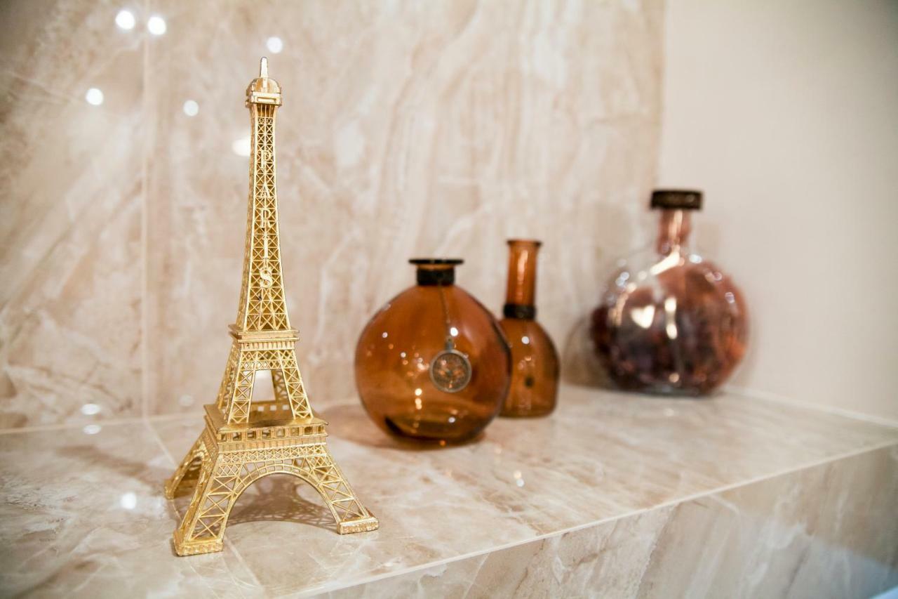 Apartment Luxe Paris Одесса Экстерьер фото
